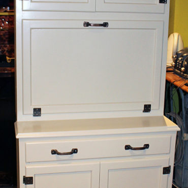 Kitchenette Larder Pantry (Ivory)