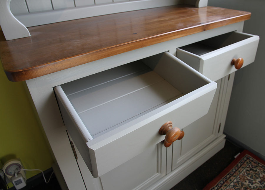 Rustic Country Kitchen Dresser Larder Pantry 3 Spraydex